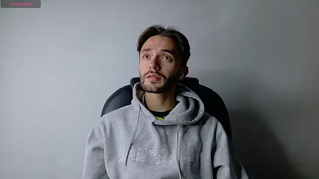 jakemagnus online show from October 2025 11:21:02 AM