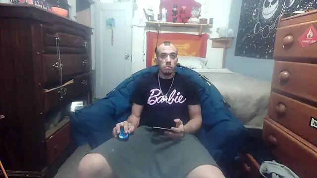 Snapshot of ScubaStevex chatting on December 2024 07:41:01 AM ScubaStevex online show from December 2024 07:41:01 AM