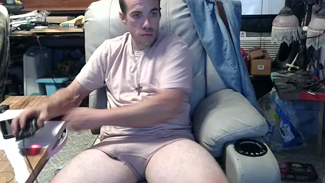 Snapshot of ScubaStevex chatting on October 2025 03:39:02 AM ScubaStevex online show from October 2025 03:39:02 AM