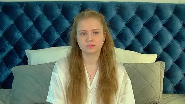 SelinSwarovski online show from April 2026 04:37:02 PM