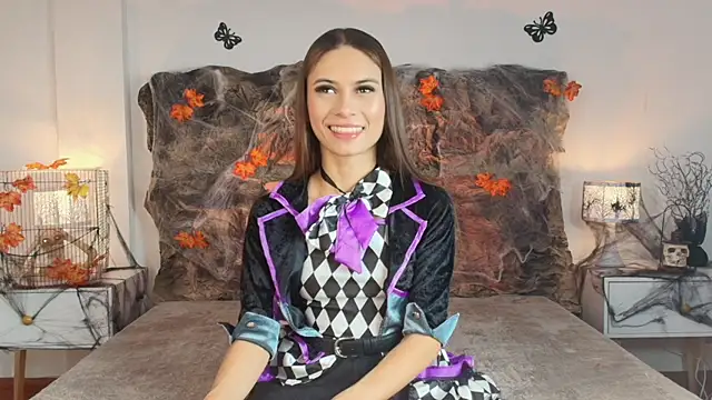 Snapshot of NicolMiller4 chatting on October 2025 01:23:01 AM NicolMiller4 online show from October 2025 01:23:01 AM