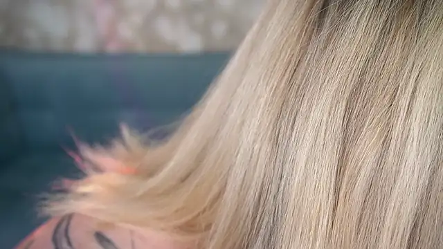 ZaraReignn online show from April 2026 07:58:02 PM