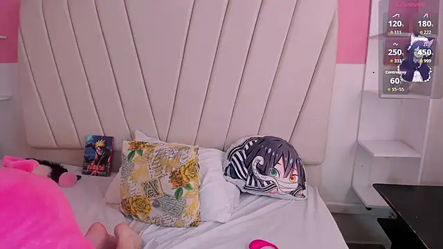 MorganitaX online show from November 2025 12:50:02 PM