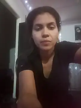 Snapshot of 02julieta chatting on December 2024 02:31:02 PM 02julieta online show from December 2024 02:31:02 PM