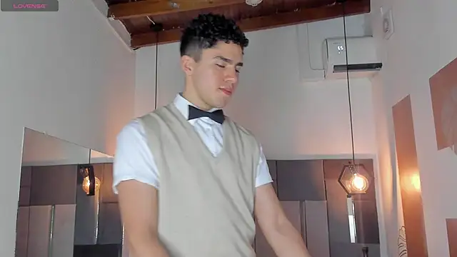 LiamNovak online show from February 2026 12:05:02 PM