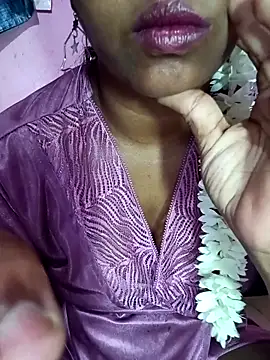 Villageammu18 online show from March 2026 09:25:01 AM