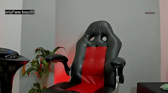 boyc022  online show from December 2024 03:27:02 AM