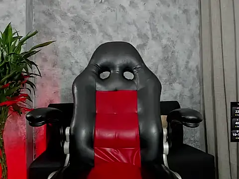 boyc022  online show from February 2026 10:21:02 AM