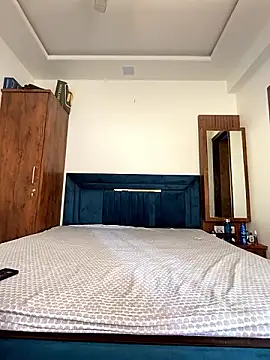 Emmy kapoor online show from December 2024 09:46:01 AM