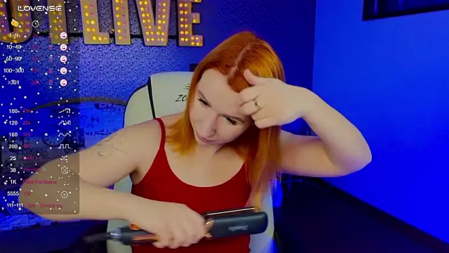 AliceBYKiss online show from February 2026 06:07:01 AM