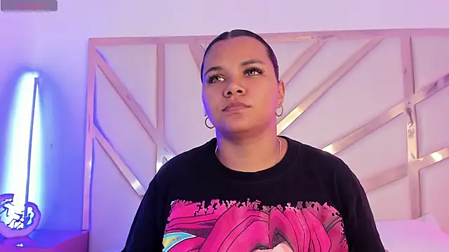 Carolina Evanss online show from November 2025 11:47:01 AM