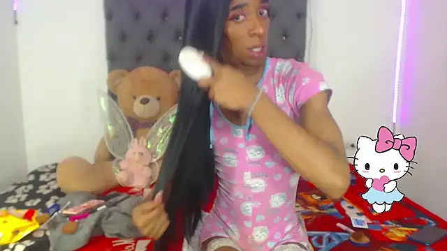 lucianadolll online show from October 2025 05:57:01 PM