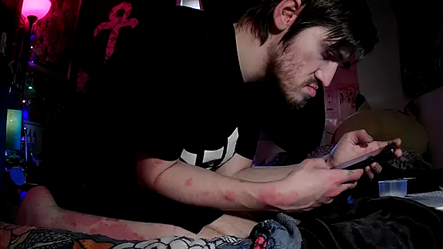 ATwinkie online show from November 2025 08:51:01 PM