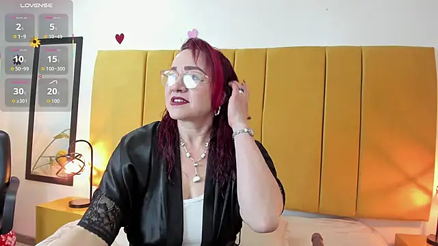 Lupiita223 online show from February 2026 12:50:01 PM