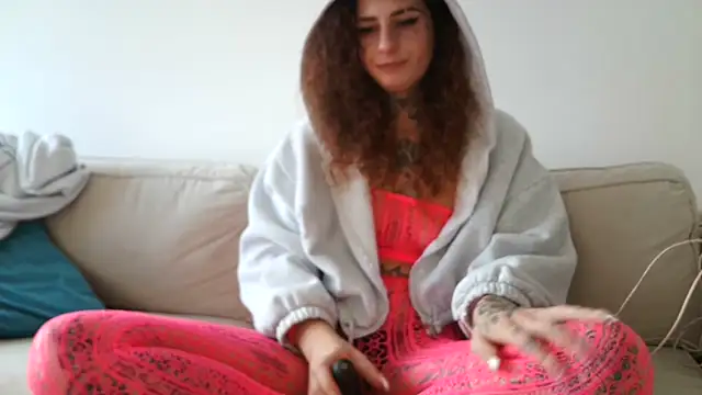 BlazyKitsune- online show from February 2026 01:53:02 PM