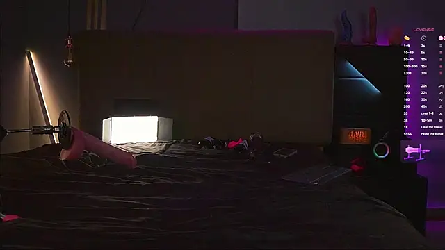 Snapshot of samuel_boy_tatoo chatting on November 2025 04:27:01 AM samuel boy tatoo online show from November 2025 04:27:01 AM