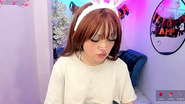 Theia moon online show from October 2025 02:46:02 AM