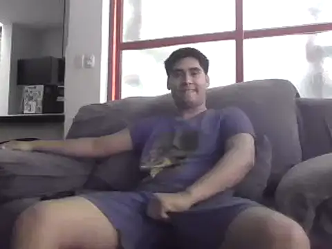 estudiante69 online show from December 2024 06:00:02 PM