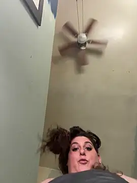 Snapshot of delinadelray chatting on December 2024 10:40:02 PM delinadelray online show from December 2024 10:40:02 PM