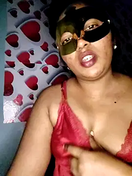 Snapshot of RomeoJuliet345 chatting on January 2025 10:51:02 PM RomeoJuliet345 online show from January 2025 10:51:02 PM