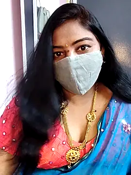 Snapshot of RomeoJuliet345 chatting on February 2026 07:35:01 AM RomeoJuliet345 online show from February 2026 07:35:01 AM