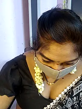 Snapshot of RomeoJuliet345 chatting on February 2026 04:41:01 PM RomeoJuliet345 online show from February 2026 04:41:01 PM