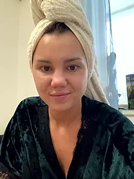 Snapshot of MiraMiss chatting on January 2026 09:45:02 AM MiraMiss online show from January 2026 09:45:02 AM