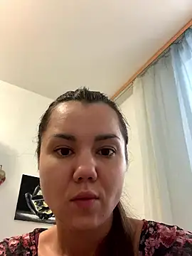 Snapshot of MiraMiss chatting on January 2026 10:20:01 AM MiraMiss online show from January 2026 10:20:01 AM