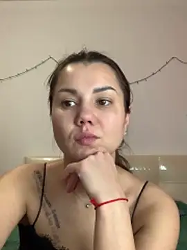 Snapshot of MiraMiss chatting on February 2026 08:18:02 AM MiraMiss online show from February 2026 08:18:02 AM