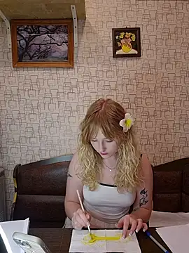 Snapshot of lola__banny chatting on October 2025 03:45:02 PM lola  banny online show from October 2025 03:45:02 PM