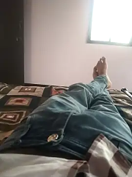 Snapshot of PracticalGum40 chatting on February 2026 12:27:01 PM PracticalGum40 online show from February 2026 12:27:01 PM