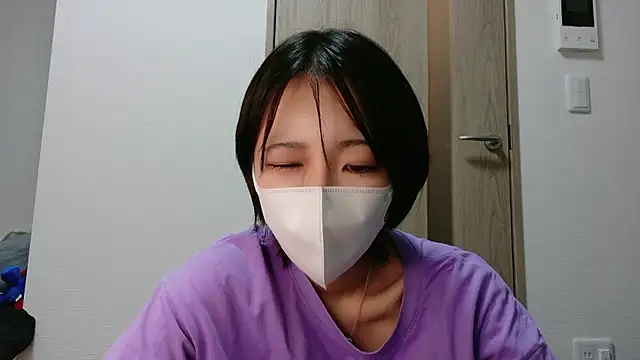 Snapshot of rei_0180 chatting on October 2025 05:32:02 PM rei 0180 online show from October 2025 05:32:02 PM