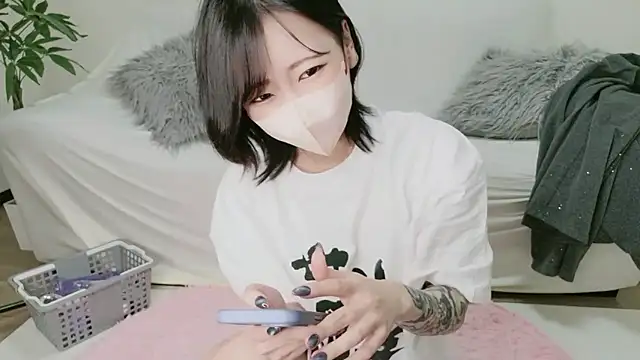 Snapshot of rei_0180 chatting on April 2026 09:40:02 AM rei 0180 online show from April 2026 09:40:02 AM