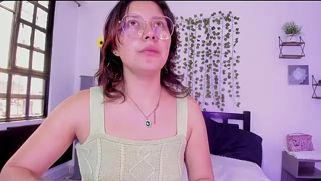 Noellesable online show from January 2025 05:23:01 PM