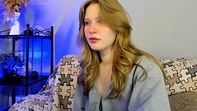 EvaStevs online show from January 2025 11:40:02 PM