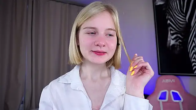 OdelinaFicken online show from October 2025 06:15:02 AM