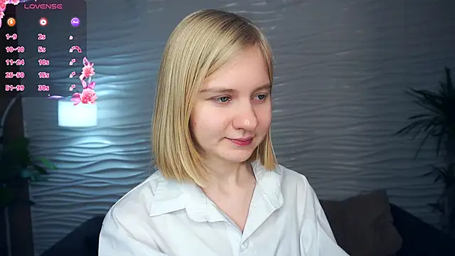 OdelinaFicken online show from December 2025 04:17:01 AM