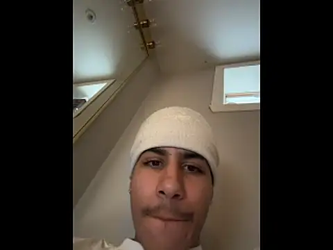 johnycash21 online show from April 2026 07:55:01 PM