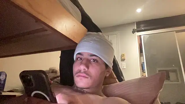 johnycash21 online show from April 2026 07:15:02 AM