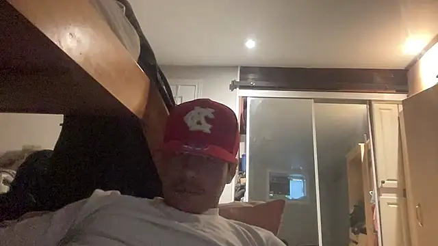 johnycash21 online show from April 2026 10:45:02 PM