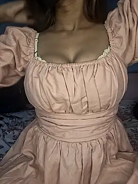 Snapshot of Aaliyalove1 chatting on February 2025 11:33:02 PM Aaliyalove1 online show from February 2025 11:33:02 PM