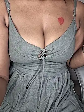 Snapshot of Aaliyalove1 chatting on March 2025 10:20:01 PM Aaliyalove1 online show from March 2025 10:20:01 PM