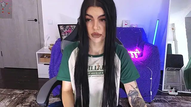 Snapshot of Tiffany_lab chatting on November 2025 09:23:01 AM Tiffany lab online show from November 2025 09:23:01 AM