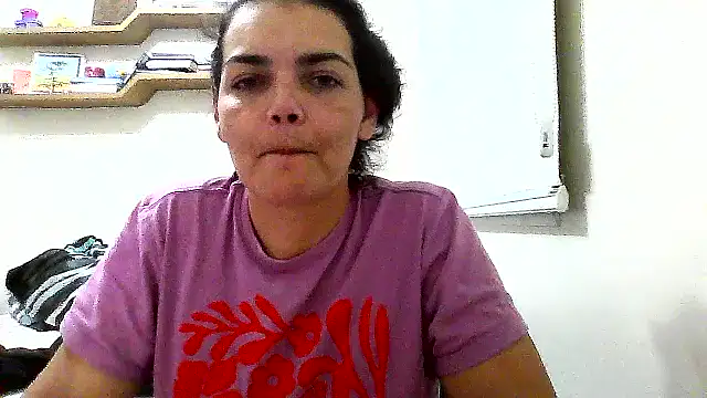 Snapshot of escritorasafada chatting on September 2025 01:18:01 AM escritorasafada online show from September 2025 01:18:01 AM