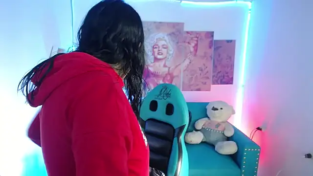 Sofi hot 4m online show from January 2026 12:44:02 PM