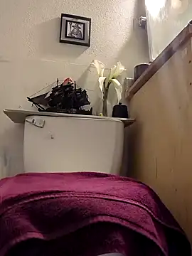 Snapshot of Paybackk100 chatting on December 2024 08:30:01 AM Paybackk100 online show from December 2024 08:30:01 AM