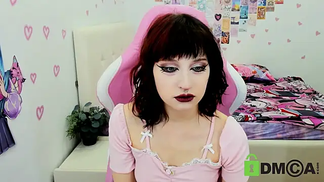 ElizaNik  online show from December 2024 01:40:01 AM