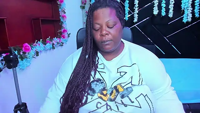 rocio bbw  online show from November 2025 08:41:02 PM