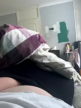 Snapshot of AmberTaylorXxx chatting on November 2025 02:37:02 PM AmberTaylorXxx online show from November 2025 02:37:02 PM