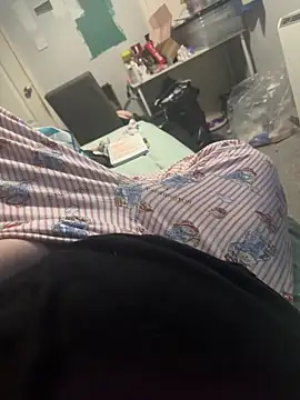 AmberTaylorXxx online show from December 2025 04:01:02 PM